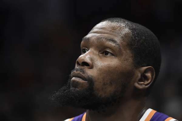 NBA传奇威尔金斯谈杜兰特：冠军功成身退正当时